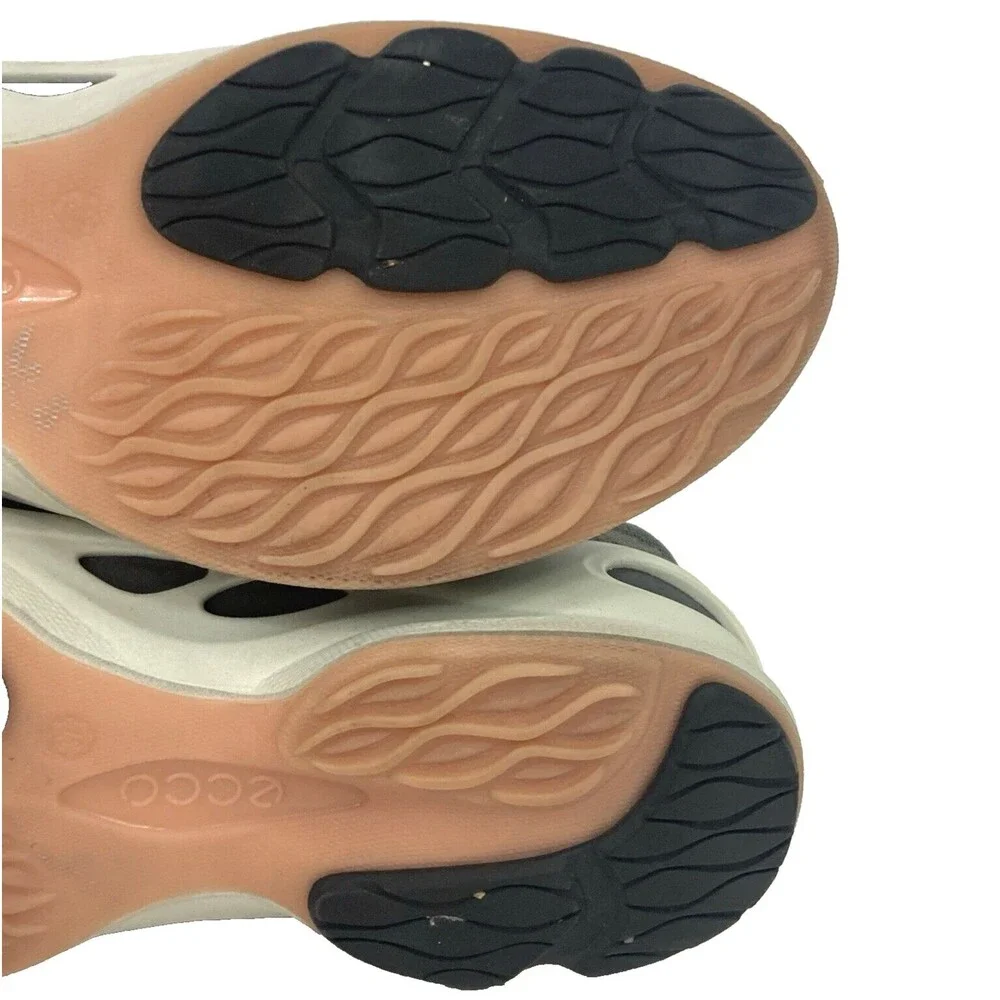 Ecco BIOM - Women's Sz 6 - Gray/Pink/Opalescent Green - Low Sneakers- 1810502703